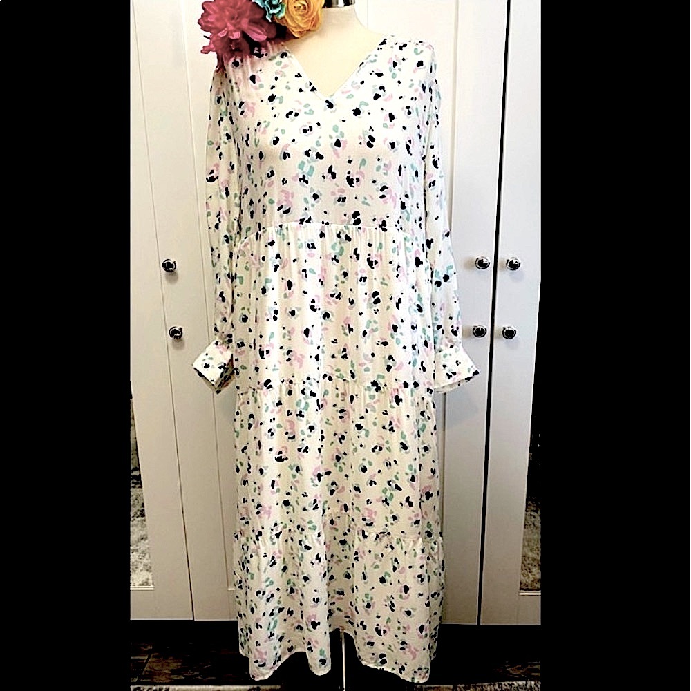 Floral Tiered Dress White Blue And Pink Stacked Ruffles Sz MED NEW!